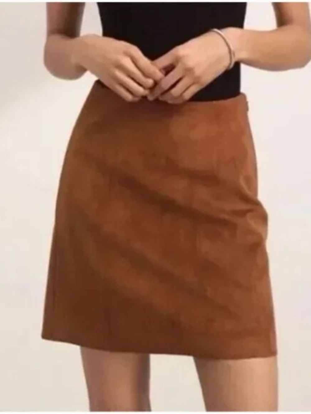 ❤️ SALE ❤️ Aritzia Babaton Tan Faux-Suede Mini Skirt